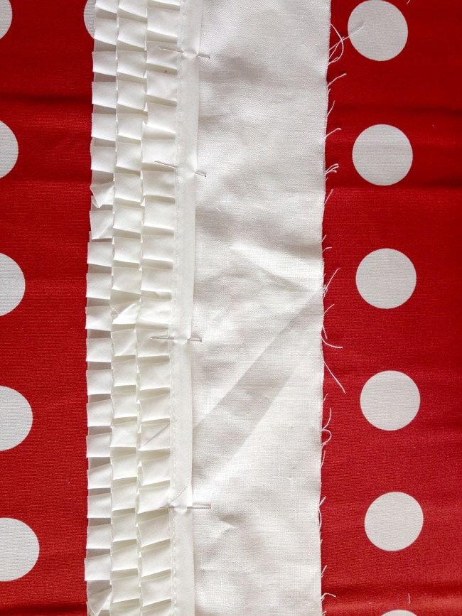 Simple & detailed DIY Christmas Stockings tutorial. 