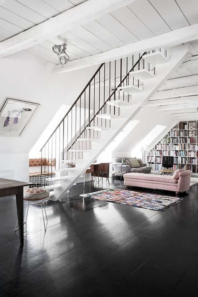 A gorgeous interior with Pantone color of the year rose quartz. Lots of examples of how to incorporate this years color of the year!