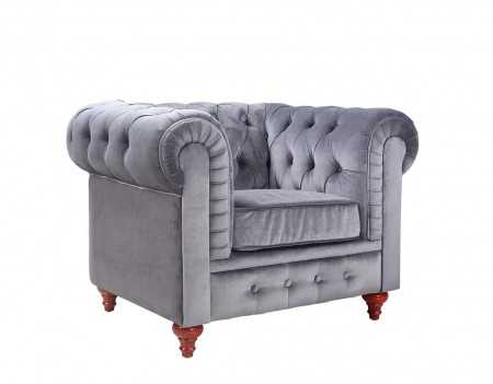 Adore the tufting and nailhead on this accent chair! 25 of the best affordable accent chairs on ablisfulnest.com