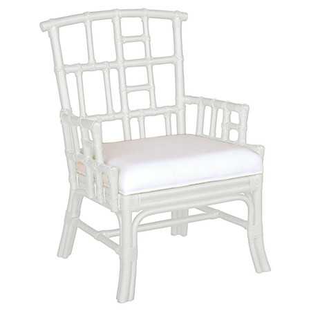 Adore the detail on the back of this accent chair! 25 of the best affordable accent chairs on ablisfulnest.com