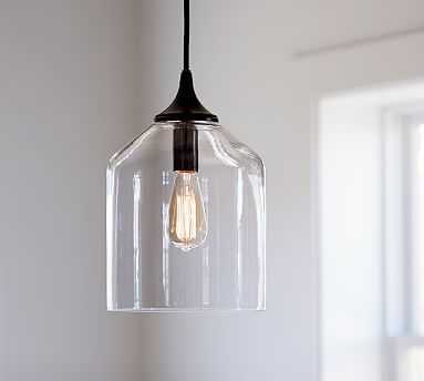 We've got 20 of the best farmhouse lights for you to choose from! If you are looking to get that Fixer Upper style then you will love these industrial lighting choices to get you that vintage farmhouse style. See more on ablisfulnest.com #farmhouse #farmhousestyle #FixerUpper #designtips #vintagelighting #industriallighting