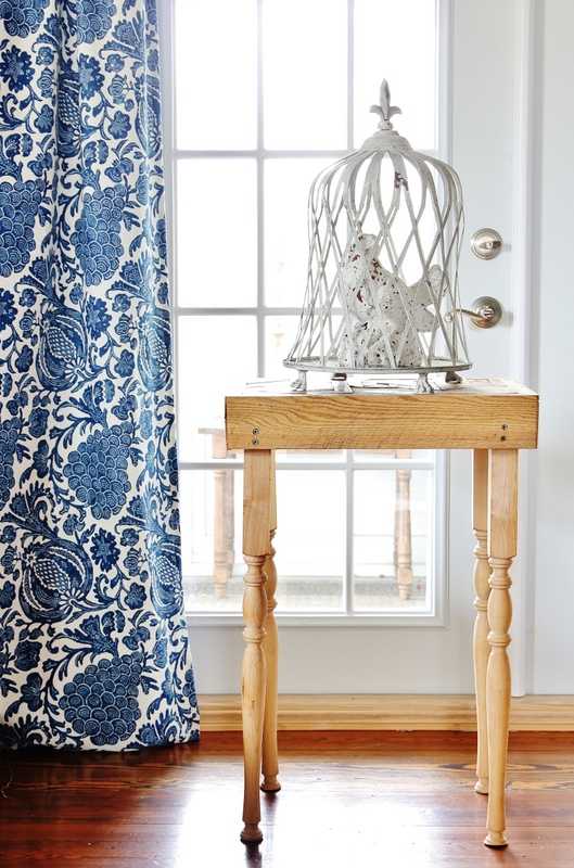 DIY Pallet Wood Side Table by Thistlewood Farms, 20 DIY Farmhouse Projects 