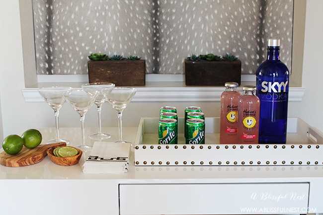 The perfect summer cocktail recipe! Delicious watermelon lemonade martini recipe + a video! https://ablisfulnest.com/ #cocktailrecipe #summercocktail #martinirecipe #drinkrecipe