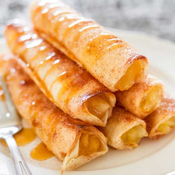 Apple Pie Taquitos, Cinco De Mayo Food and Drink Ideas 