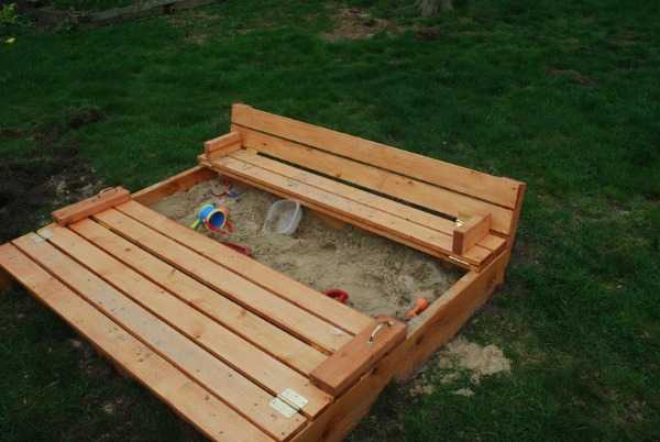 DIY Sandbox with Benches, 20 Amazing Pallet Projects via A Blissful Nest