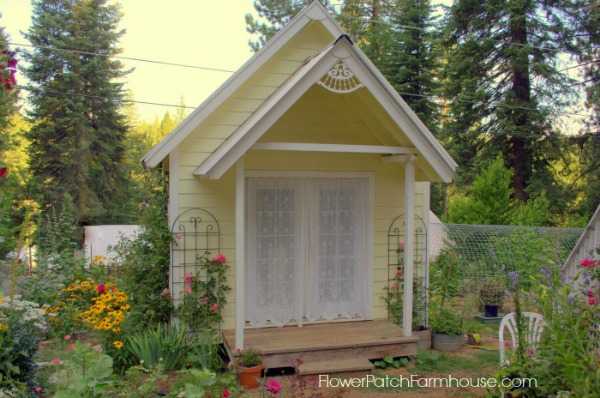 Flower Patch Farm House She Shed, The Best She Sheds via A Blissful Nest