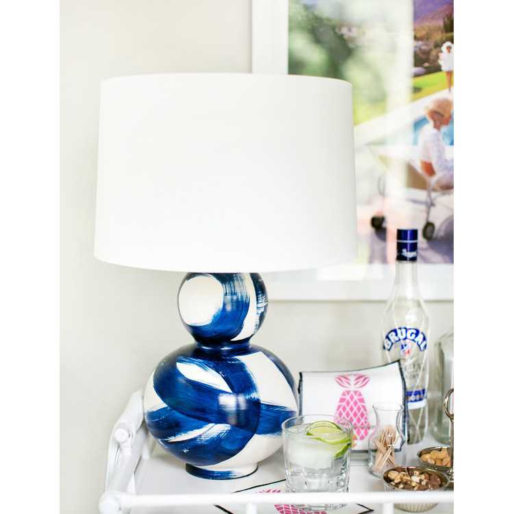 If you are looking for a table lamp then we’ve got you covered! We’ve got 15 of THE BEST table lamps from industrial to farmhouse to modern style. Which one will you choose?? Shop them on A Blissful Nest. https://ablisfulnest.com #homedecor #designtips #interiordesign #tablelamps #homeaccessories #lighting