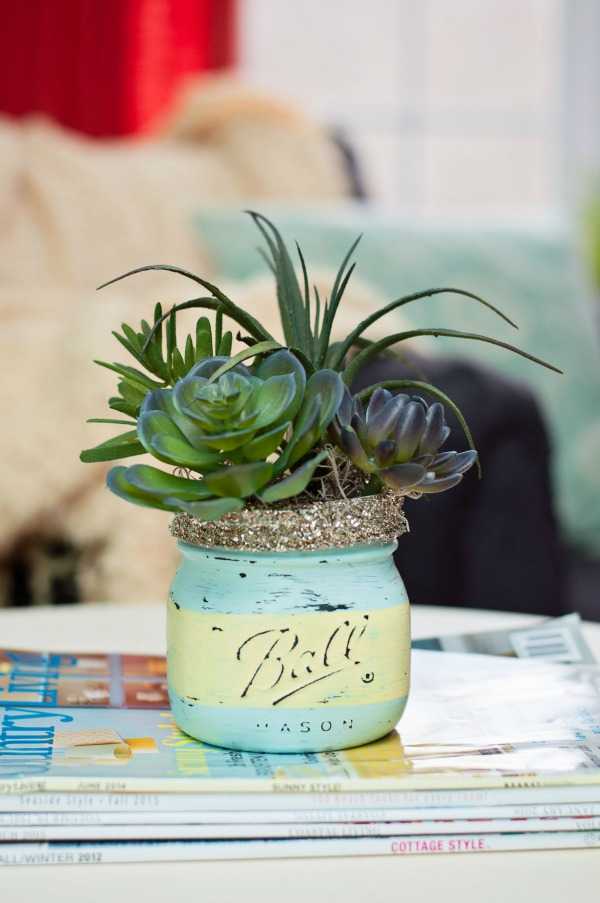 Mason Jar Succulent Pots, 20 Was to Use Mason Jars 