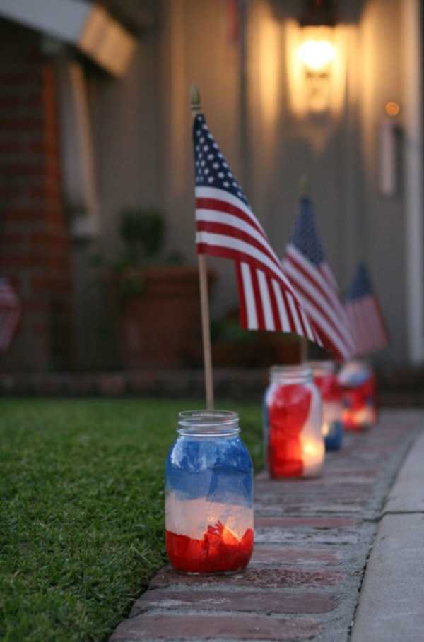 Patriotic Luminaries, 20 Ways to Use Mason Jars