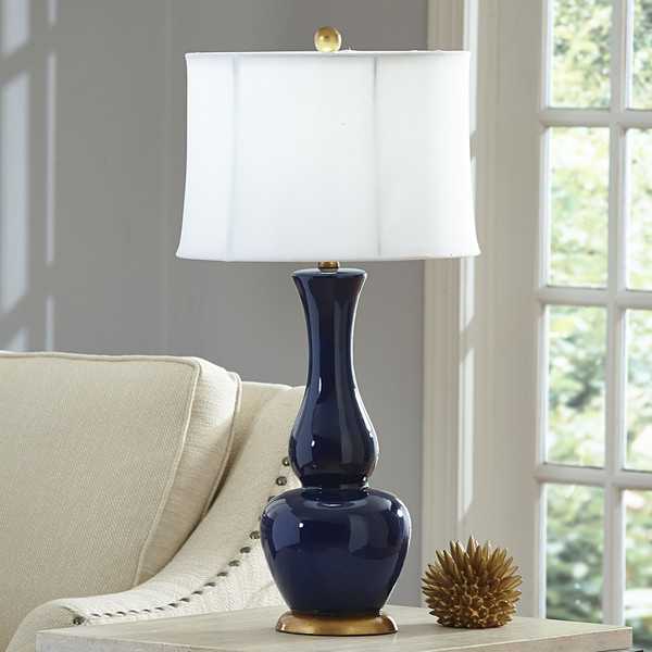 If you are looking for a table lamp then we’ve got you covered! We’ve got 15 of THE BEST table lamps from industrial to farmhouse to modern style. Which one will you choose?? Shop them on A Blissful Nest. https://ablisfulnest.com #homedecor #designtips #interiordesign #tablelamps #homeaccessories #lighting