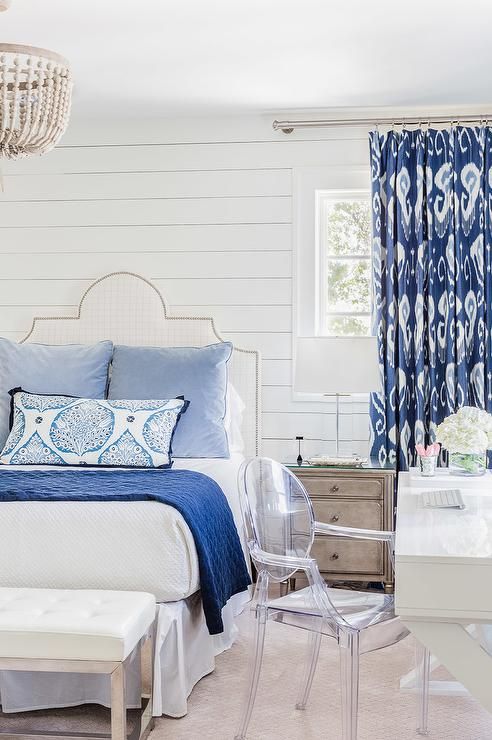 These are the most gorgeous bedrooms I’ve ever seen! So many great ideas for decorating your bedroom. https://ablisfulnest.com/ #masterbedroom #bedroomideas #masterbedroomideas