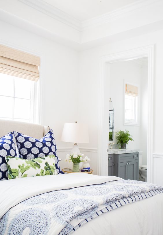 These are the most gorgeous bedrooms I’ve ever seen! So many great ideas for decorating your bedroom. https://ablisfulnest.com/ #masterbedroom #bedroomideas #masterbedroomideas