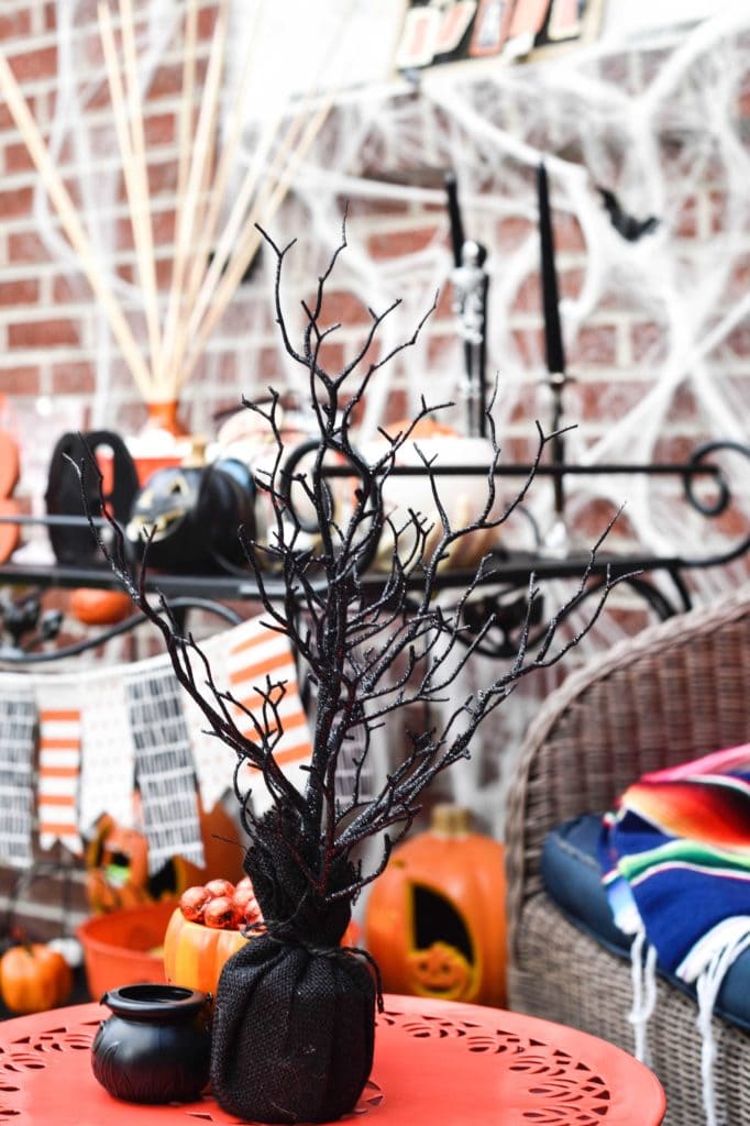 This Halloween Bar Cart isn't only for adults, this adorable cart is kid-friendly and oh so fun! Such a great way to celebrate this fun holiday! https://ablisfulnest.com/ #Halloween #Entertaining #HalloweenParty