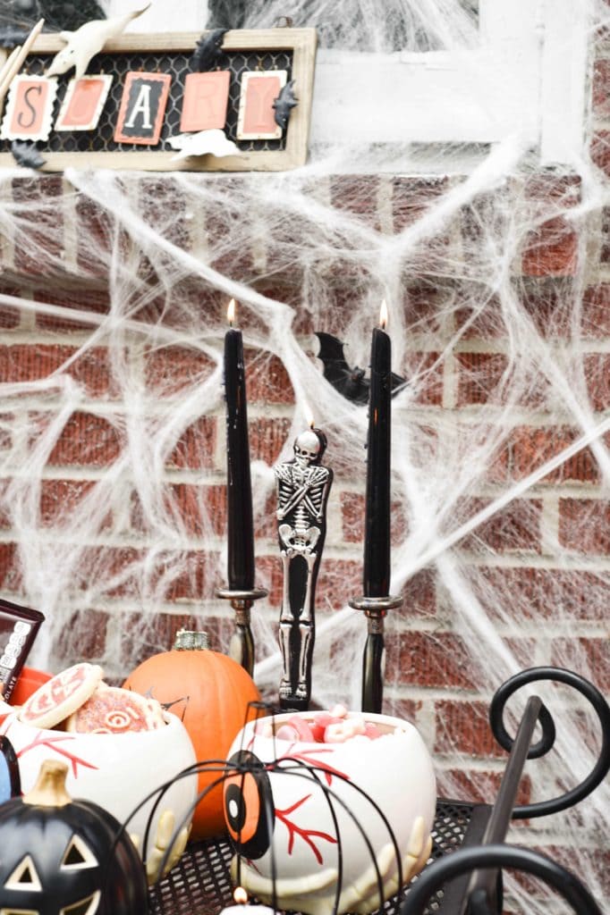 This Halloween Bar Cart isn't only for adults, this adorable cart is kid-friendly and oh so fun! Such a great way to celebrate this fun holiday! https://ablisfulnest.com/ #Halloween #Entertaining #HalloweenParty