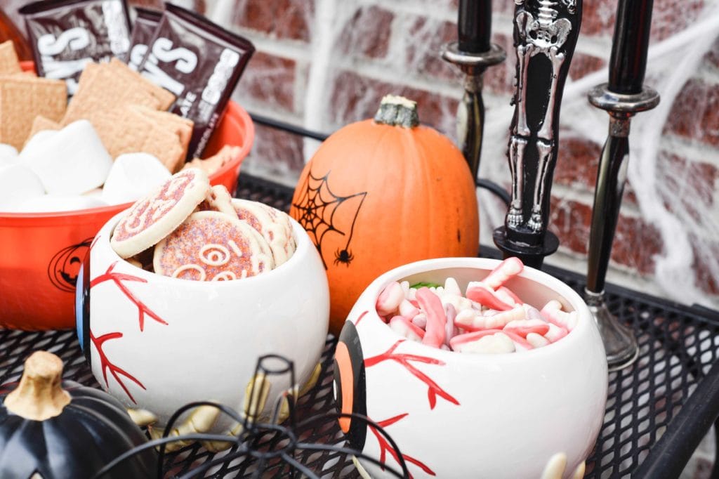 This Halloween Bar Cart isn't only for adults, this adorable cart is kid-friendly and oh so fun! Such a great way to celebrate this fun holiday! https://ablisfulnest.com/ #Halloween #Entertaining #HalloweenParty