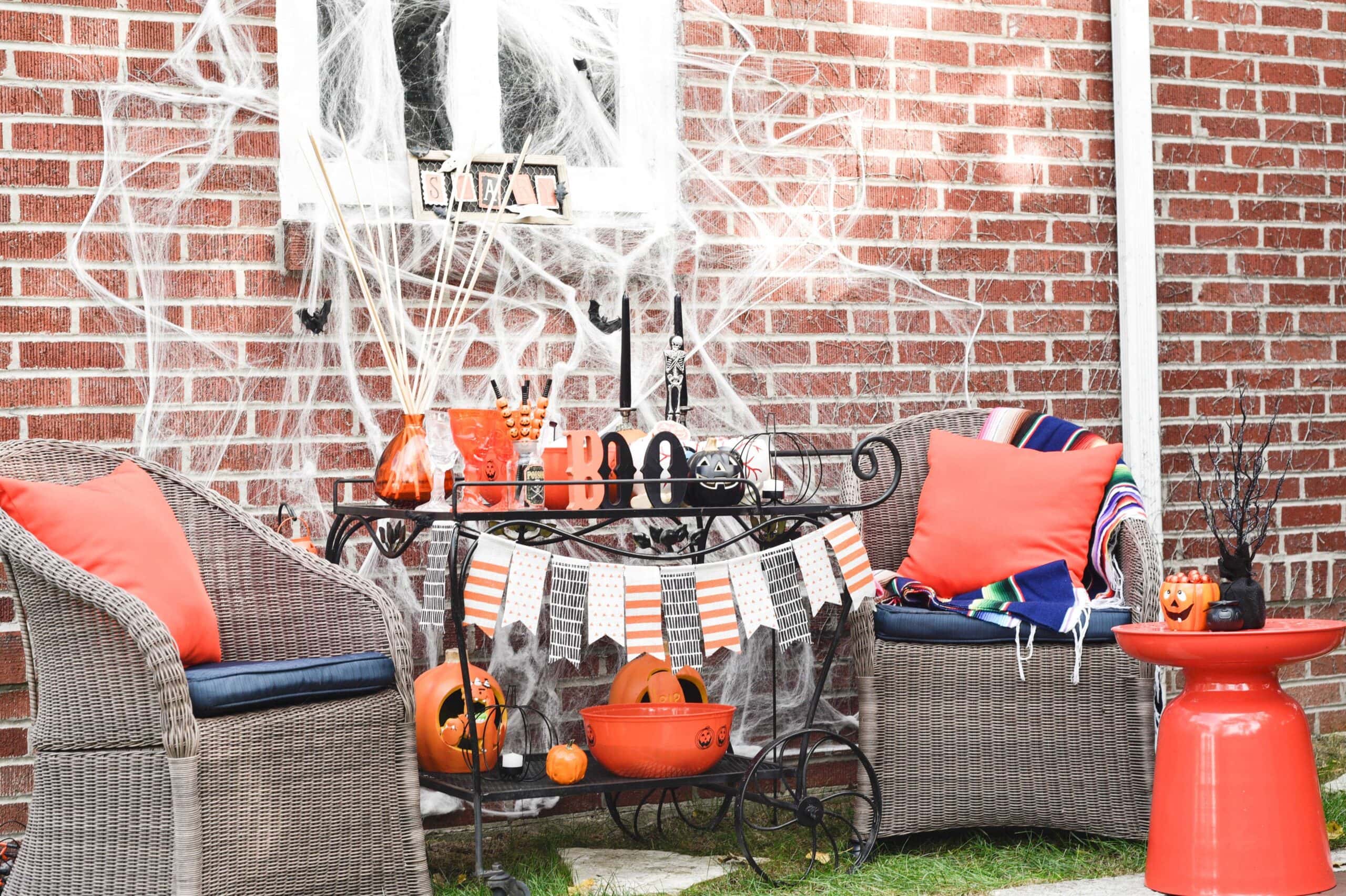This Halloween Bar Cart isn't only for adults, this adorable cart is kid-friendly and oh so fun! Such a great way to celebrate this fun holiday!