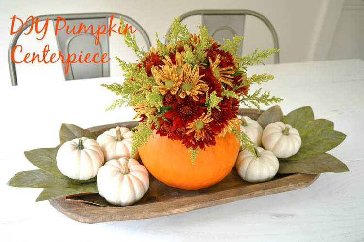 A super cute and simple DIY pumpkin centerpiece idea perfect for a fall table or Thanksgiving table idea! See more on https://ablisfulnest.com/ #falltable #pumpkinideas #falldecor