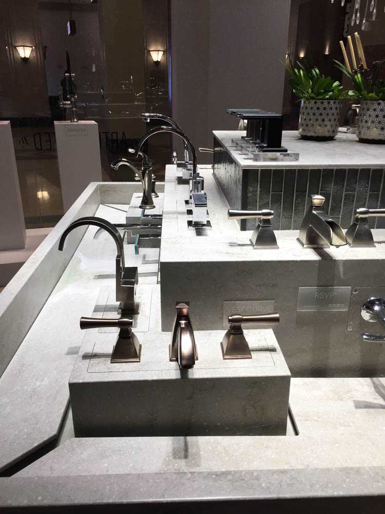 These are amazing ideas by Delta Faucet to get inspired for a upcoming remodeling project! See more on https://ablisfulnest.com/ #deltafaucet #deltaliving #ad