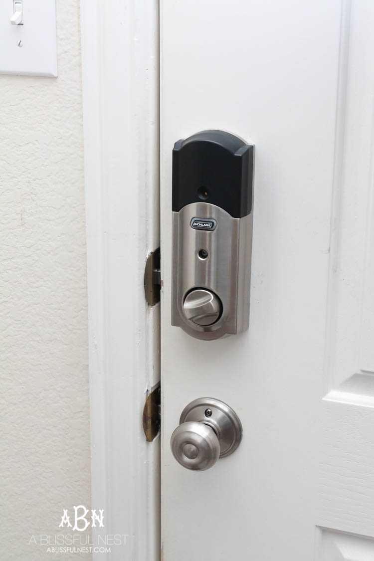 Get your home ready for the holidays with a simple and easy update. I ADORE Schlage hardware and its stylish look and secure features! See more on https://ablisfulnest.com/ 