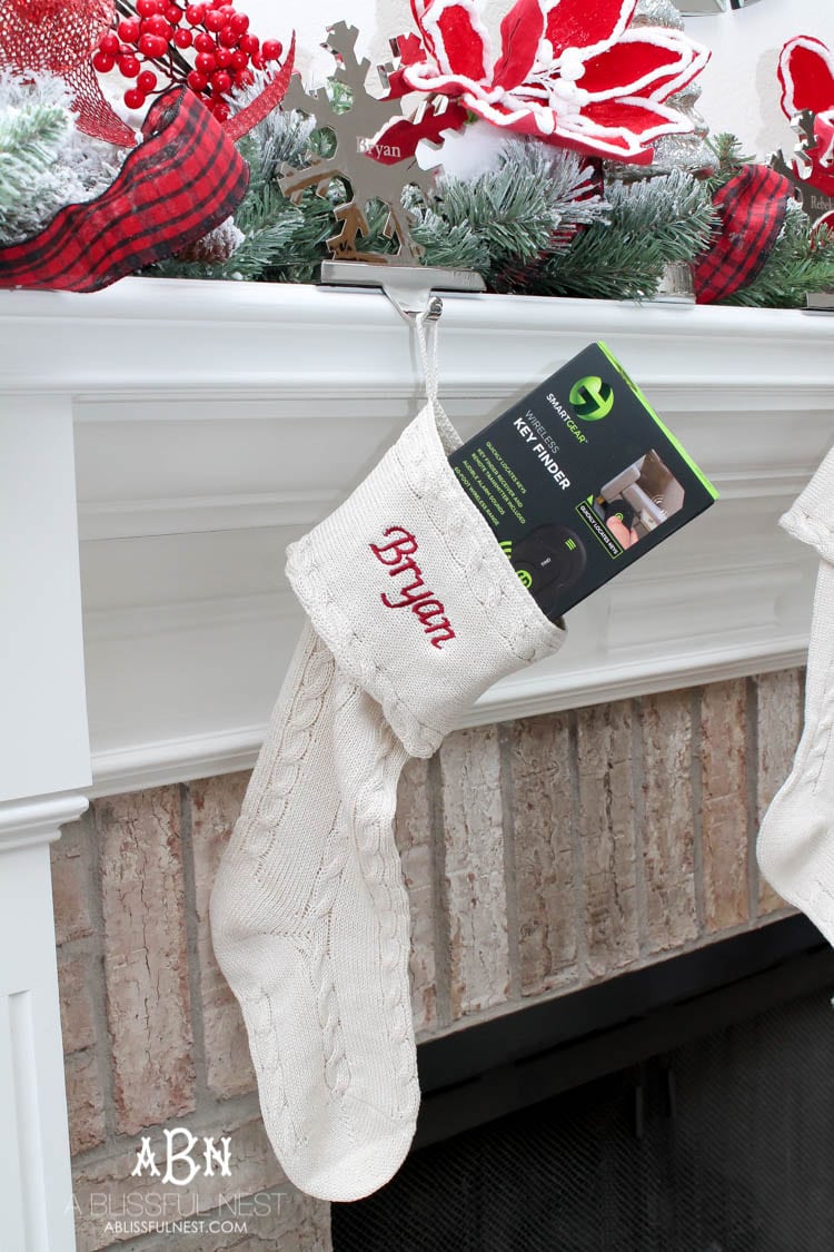 JCPenney has the most meaningful and affordable gifts this year for Christmas. Grab my ideas on the must-have items to pick up from your local store! See more on https://ablisfulnest.com/ #ad #JoyWorthGiving 