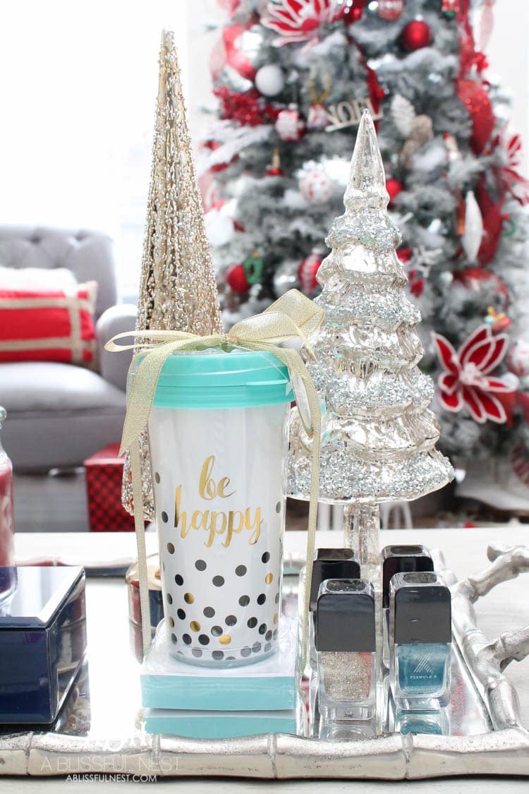 JCPenney has the most meaningful and affordable gifts this year for Christmas. Grab my ideas on the must-have items to pick up from your local store! See more on https://ablisfulnest.com/ #ad #JoyWorthGiving 