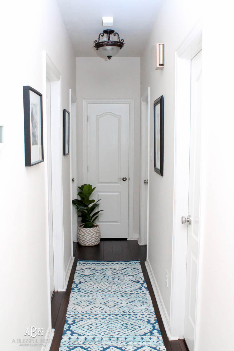 Love this simple and inexpensive way to update your home! Schlage hardware is gorgeous quality hardware for your home. See more on https://ablisfulnest.com/ #SchlageInteriorInspo #SchlageOpenPossibilities AD