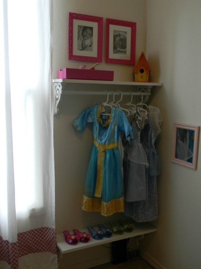 via Indulgy, Playroom Organization Ideas via A Blissful Nest
