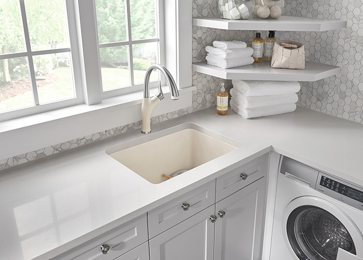 These are great tips on using sinks in a laundry room! Sinks aren't just for the kitchen anymore! @Blanco #ad #laundryroomideas #blanco