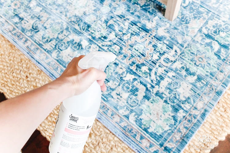 Grab these tips to live blissfully with pets with the amazing products from Skout's Honor. See more on https://ablisfulnest.com/ #ad #skoutshonor #skoutspawpledge