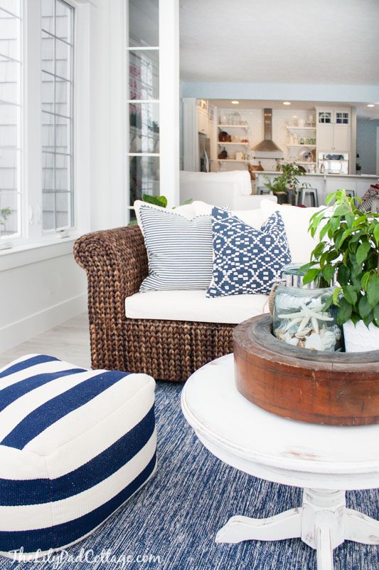 Create a family friendly living room that is still stylish yet kid friendly, head over to https://ablisfulnest.com/ for all the tips! #interiors #livingrooms #kidspaces