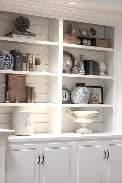 Create a family friendly living room that is still stylish yet kid friendly, head over to https://ablisfulnest.com/ for all the tips! #interiors #livingrooms #kidspaces