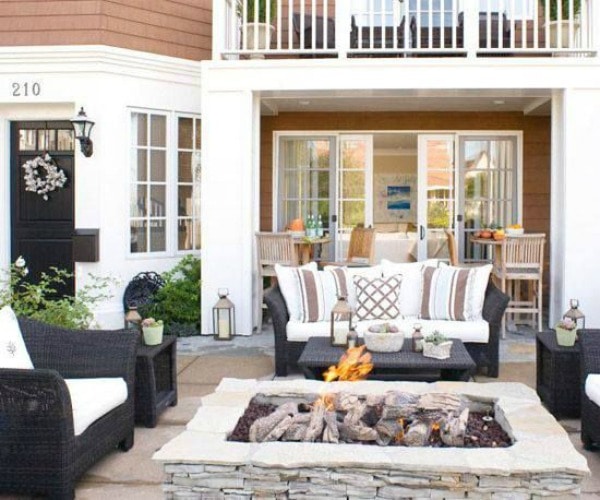 These are 20 Gorgeous Backyard ideas to inspire you to get yours ready for the season! See more on https://ablisfulnest.com/ #backyard #patio #designtips