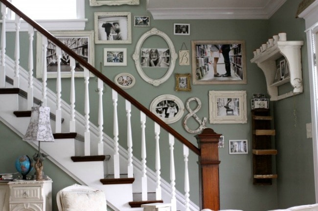 Tackle that blank wall and get inspired with these 20 gallery wall design ideas! 