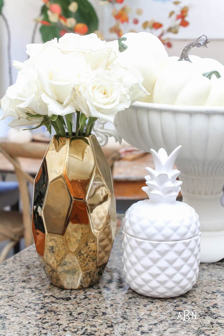 Full of rich jewel tones for fall, come visit my fall home tour! See more on https://ablisfulnest.com/ #ABlissfulNest #falldecor #falldecorideas #fall
