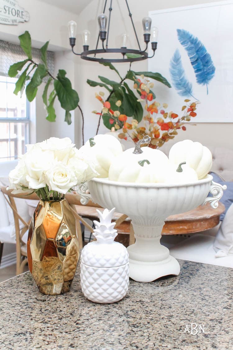 Full of rich jewel tones for fall, come visit my fall home tour! See more on https://ablisfulnest.com/ #ABlissfulNest #falldecor #falldecorideas #fall