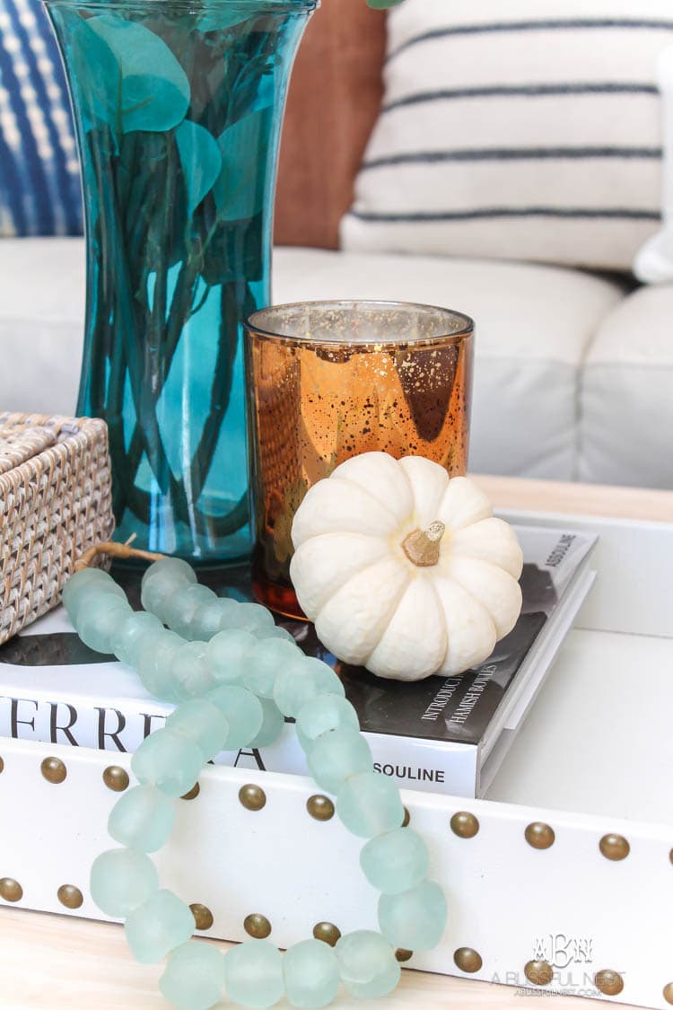 Full of rich jewel tones for fall, come visit my fall home tour! See more on https://ablisfulnest.com/ #ABlissfulNest #falldecor #falldecorideas #fall