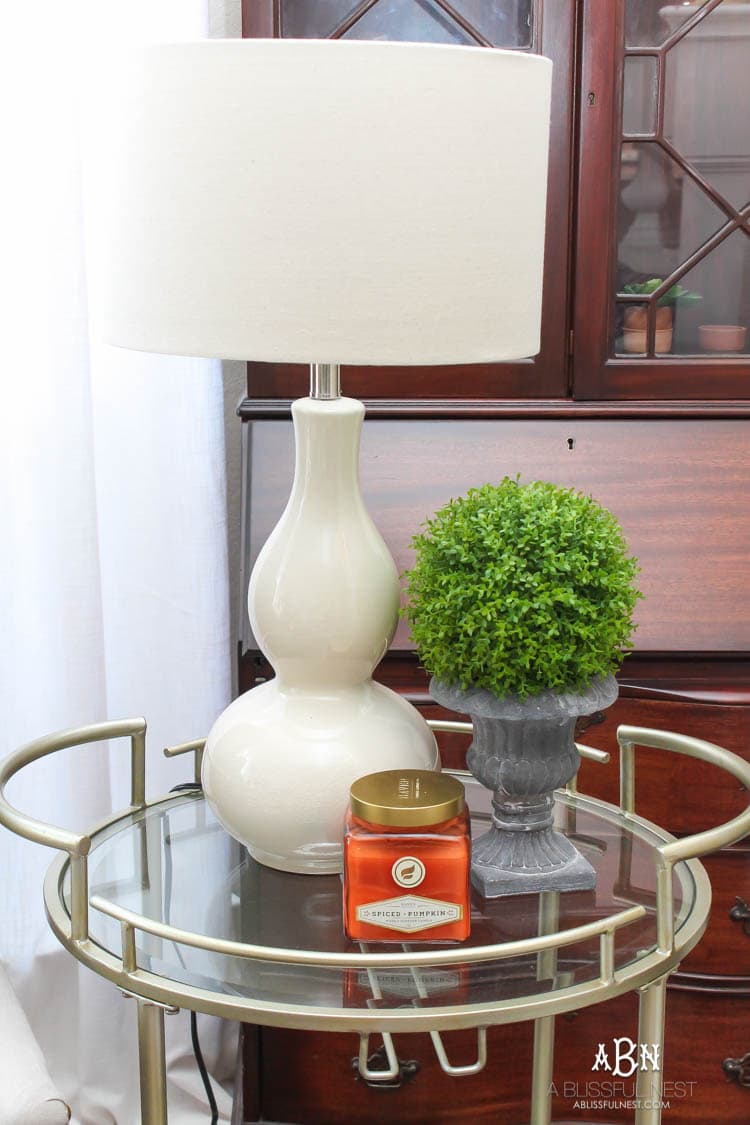 Full of rich jewel tones for fall, come visit my fall home tour! See more on https://ablisfulnest.com/ #ABlissfulNest #falldecor #falldecorideas #fall
