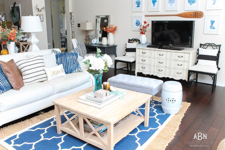 Full of rich jewel tones for fall, come visit my fall home tour! See more on https://ablisfulnest.com/ #ABlissfulNest #falldecor #falldecorideas #fall