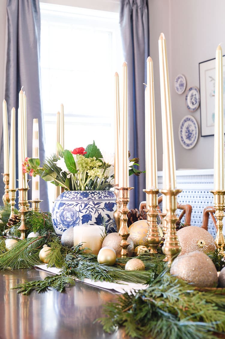 How to style your holiday table and mantel with vintage inspired holiday décor pieces, for more visit https://ablisfulnest.com #holidaydecor #holidaytablescape #holidaymantel