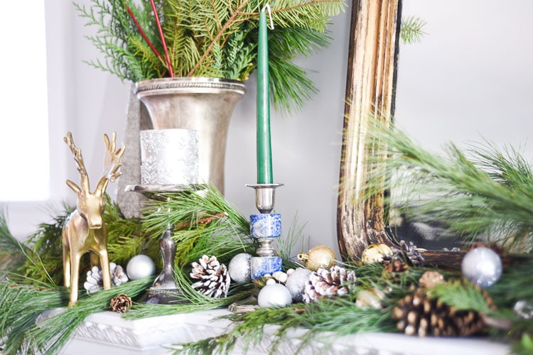 How to style your holiday table and mantel with vintage inspired holiday décor pieces, for more visit https://ablisfulnest.com #holidaydecor #holidaytablescape #holidaymantel