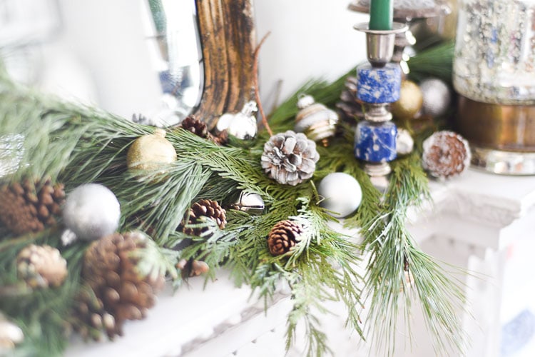 How to style your holiday table and mantel with vintage inspired holiday décor pieces, for more visit https://ablisfulnest.com #holidaydecor #holidaytablescape #holidaymantel