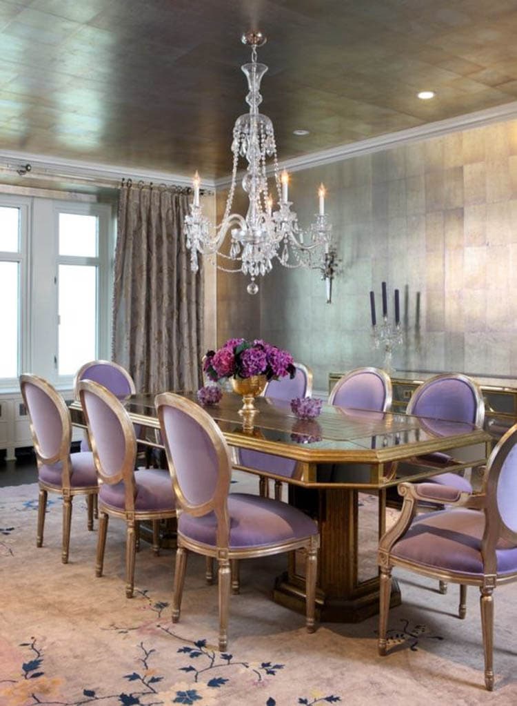 Love this guide on how to use Pantone's color of the year - Ultra Violet! #pantonecoloroftheyear #ultraviolet #colorguide #designtips #homedecorideas
