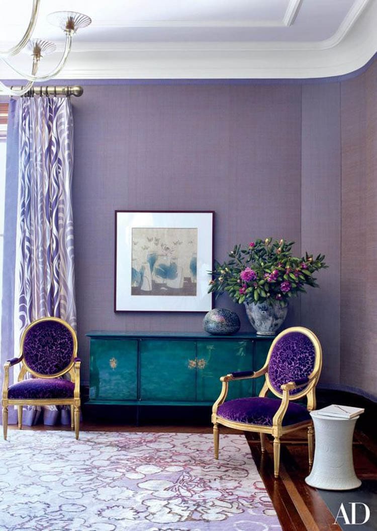 Love this guide on how to use Pantone's color of the year - Ultra Violet! #pantonecoloroftheyear #ultraviolet #colorguide #designtips #homedecorideas