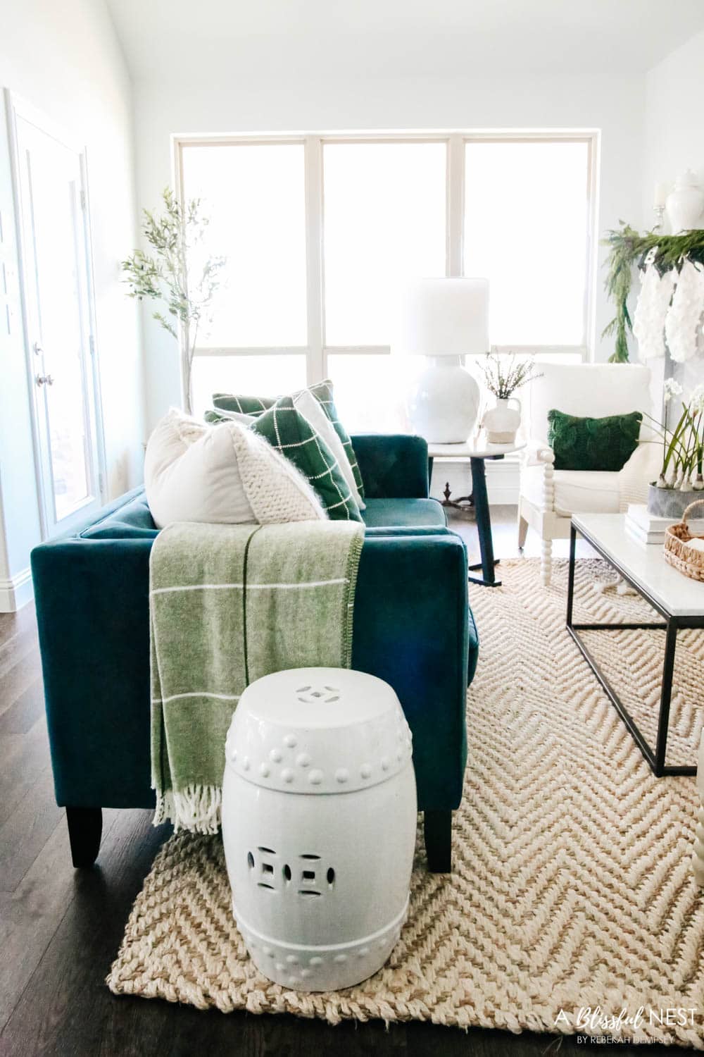 Winter green and white Christmas color scheme. Christmas decorating ideas. #ABlissfulNest #christmasdecor #christmasideas