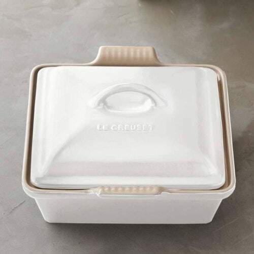 This baking dish is a must have in every kitchen and it's under 0! #ABlissfulNest