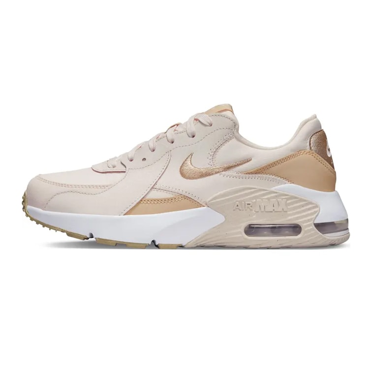 These Nike Air Max sneakers are so pretty and a perfect holiday gift idea! #ABlissfulNest
