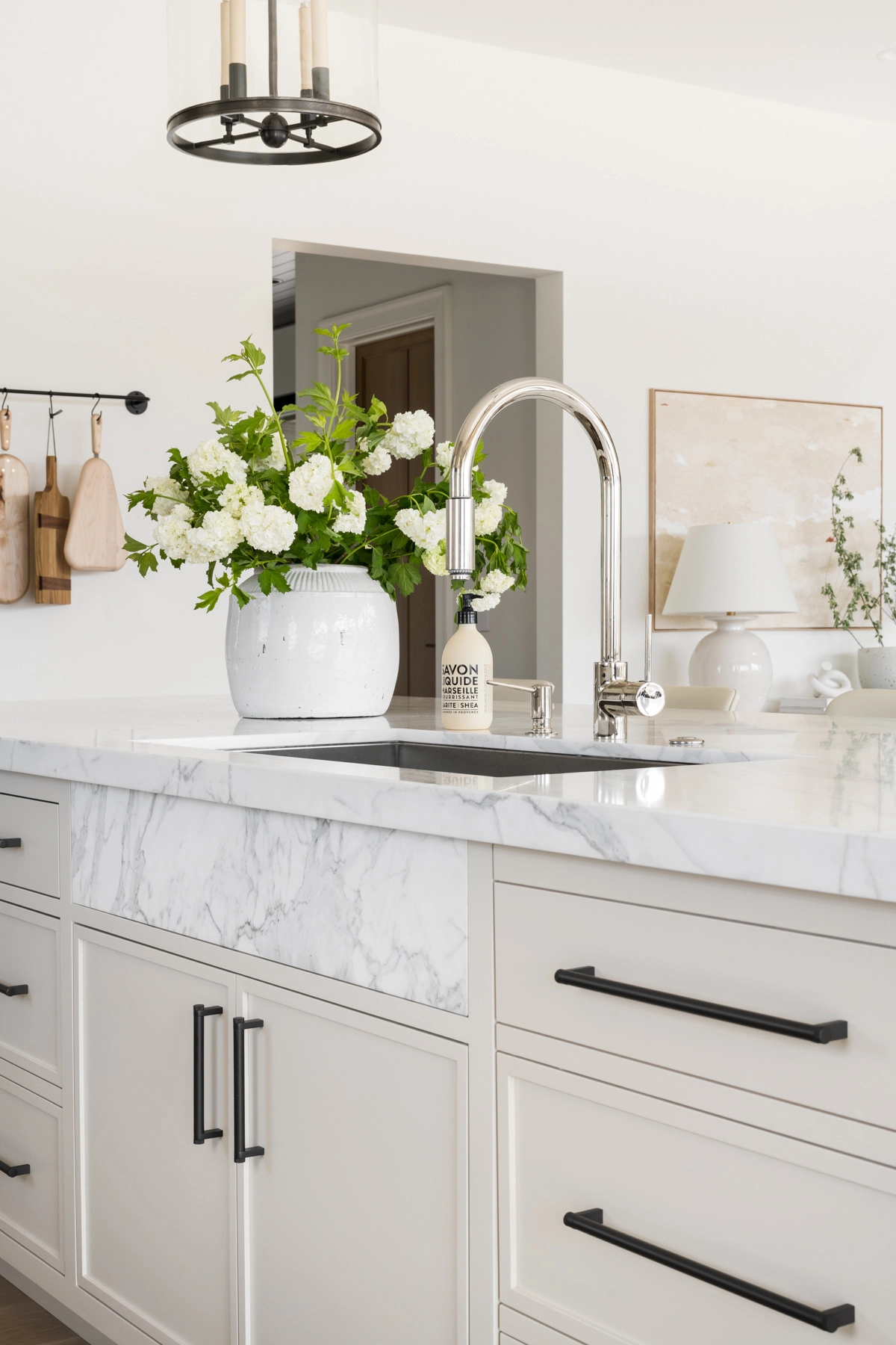 Light Kitchen Cabinet Colors