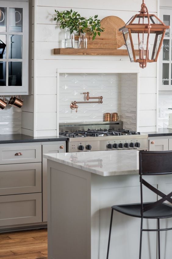 Farmhouse Kitchen Paint Colors