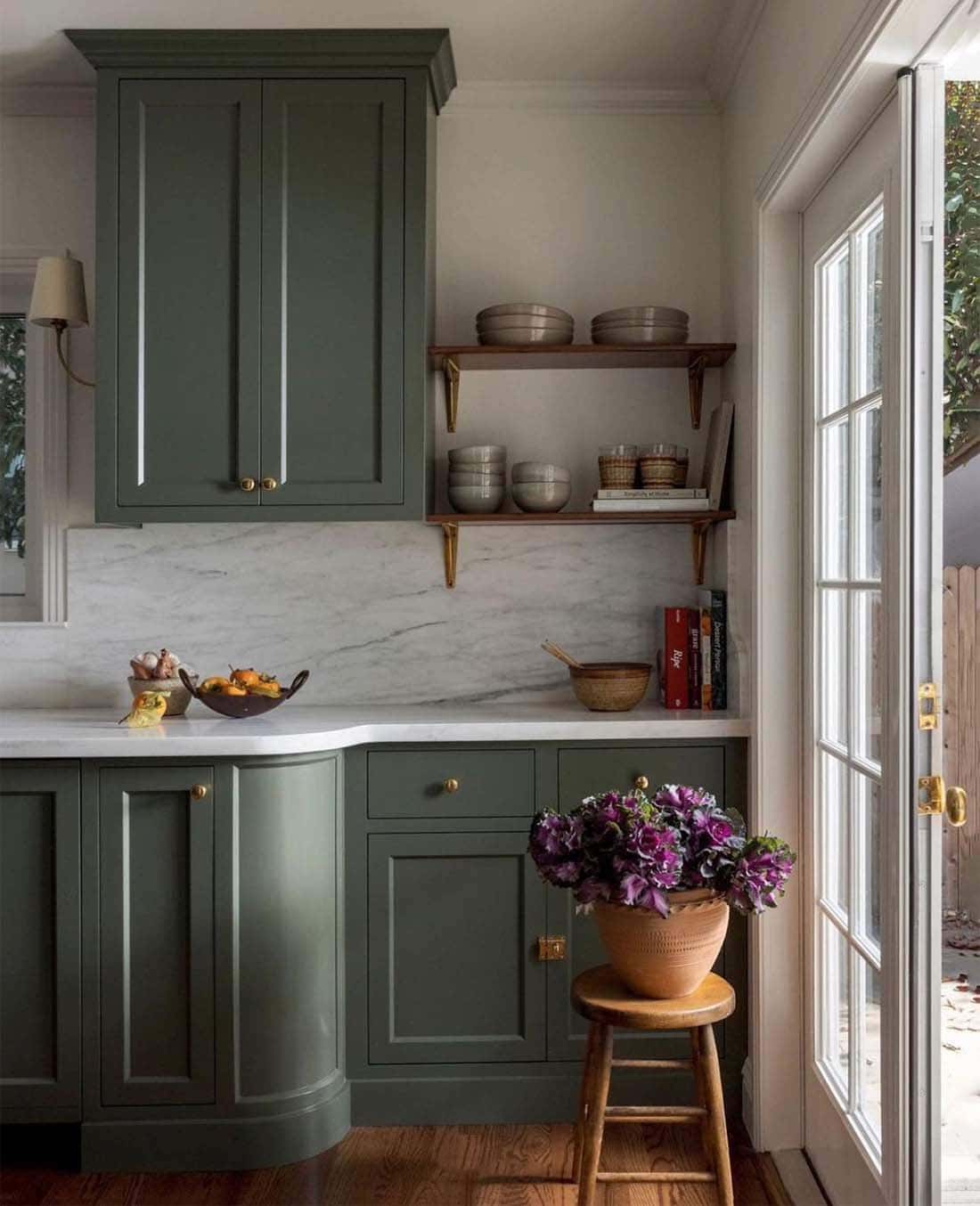 Dark Green Kitchen Cabinet Colors