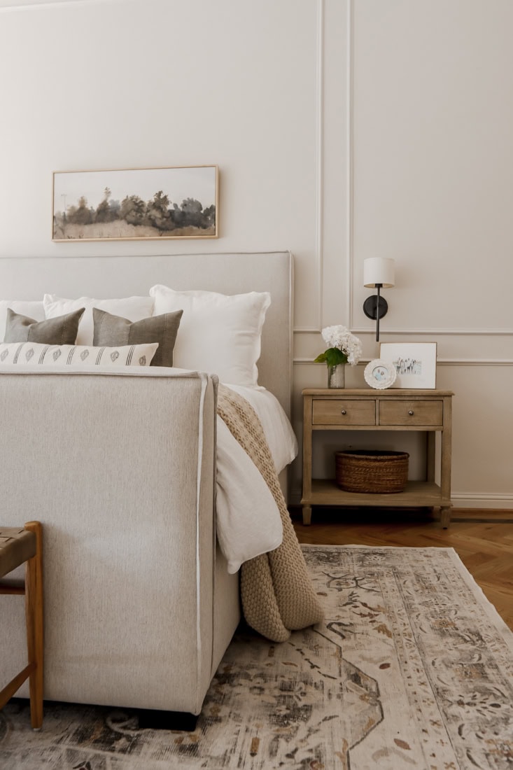 Farmhouse Nightstand Decor Ideas